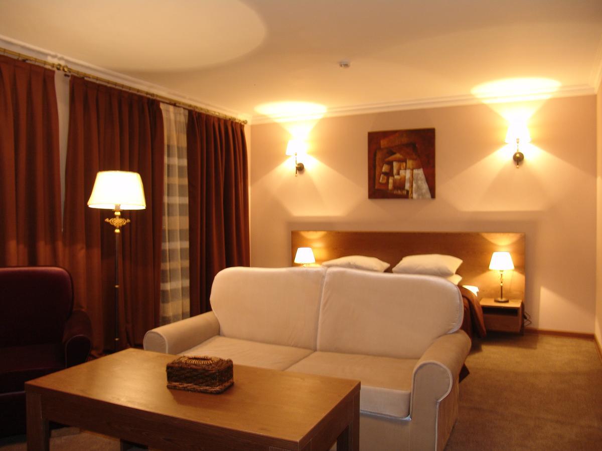 Sheki Olimpiya Hotel & Resort Bagian luar foto