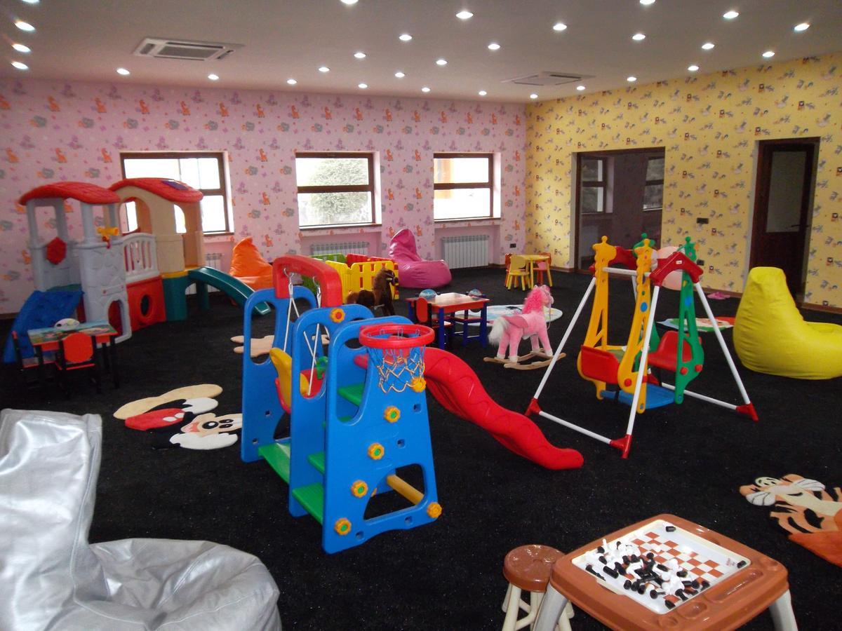 Sheki Olimpiya Hotel & Resort Bagian luar foto