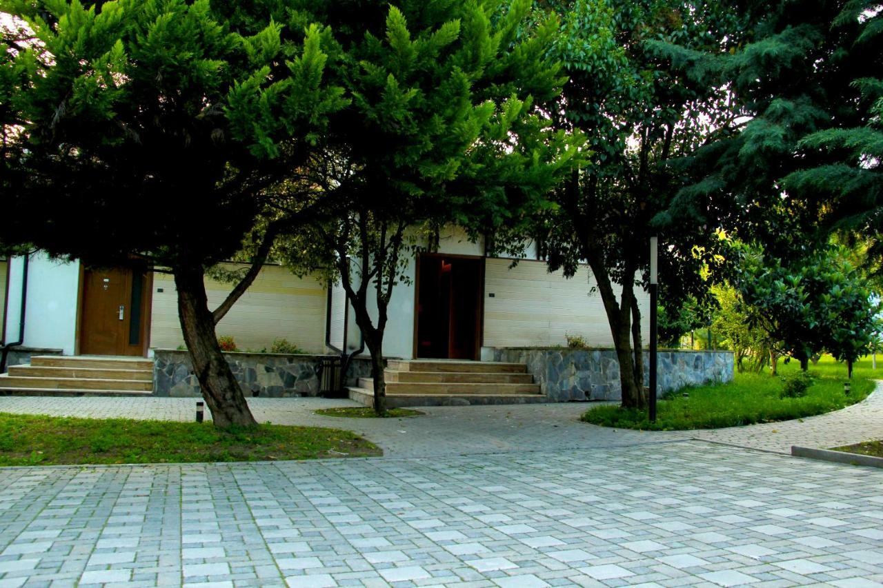 Sheki Olimpiya Hotel & Resort Bagian luar foto