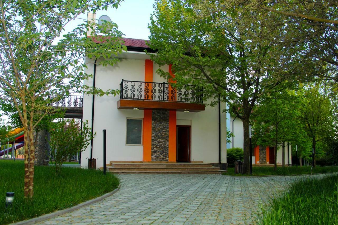 Sheki Olimpiya Hotel & Resort Bagian luar foto